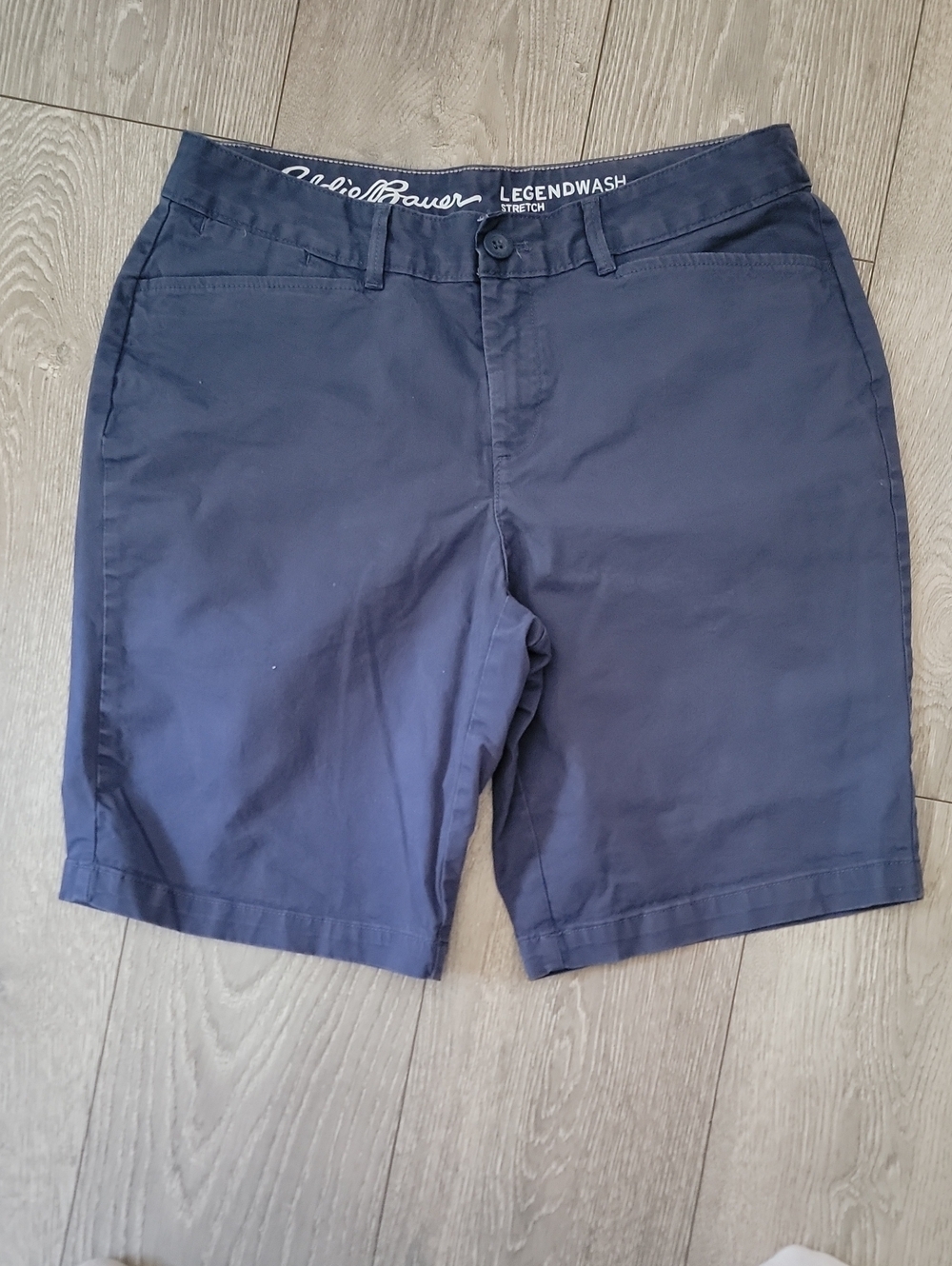 Eddie Bauer "Curvy" Legendwash Stretch Shorts